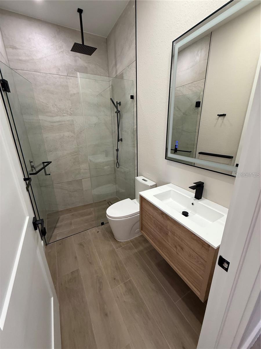 ROTONDA SANDS - Residential Lease