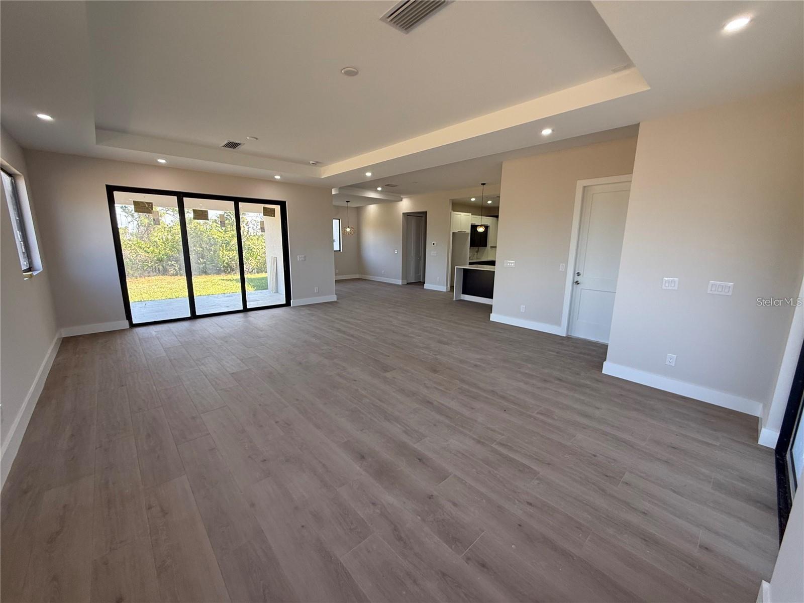 ROTONDA SANDS - Residential Lease