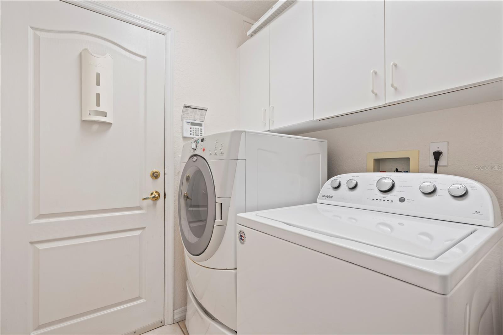 EAGLES LANDING - Residential