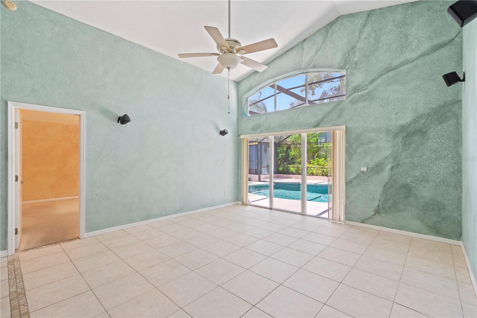 EAGLES LANDING - Residential