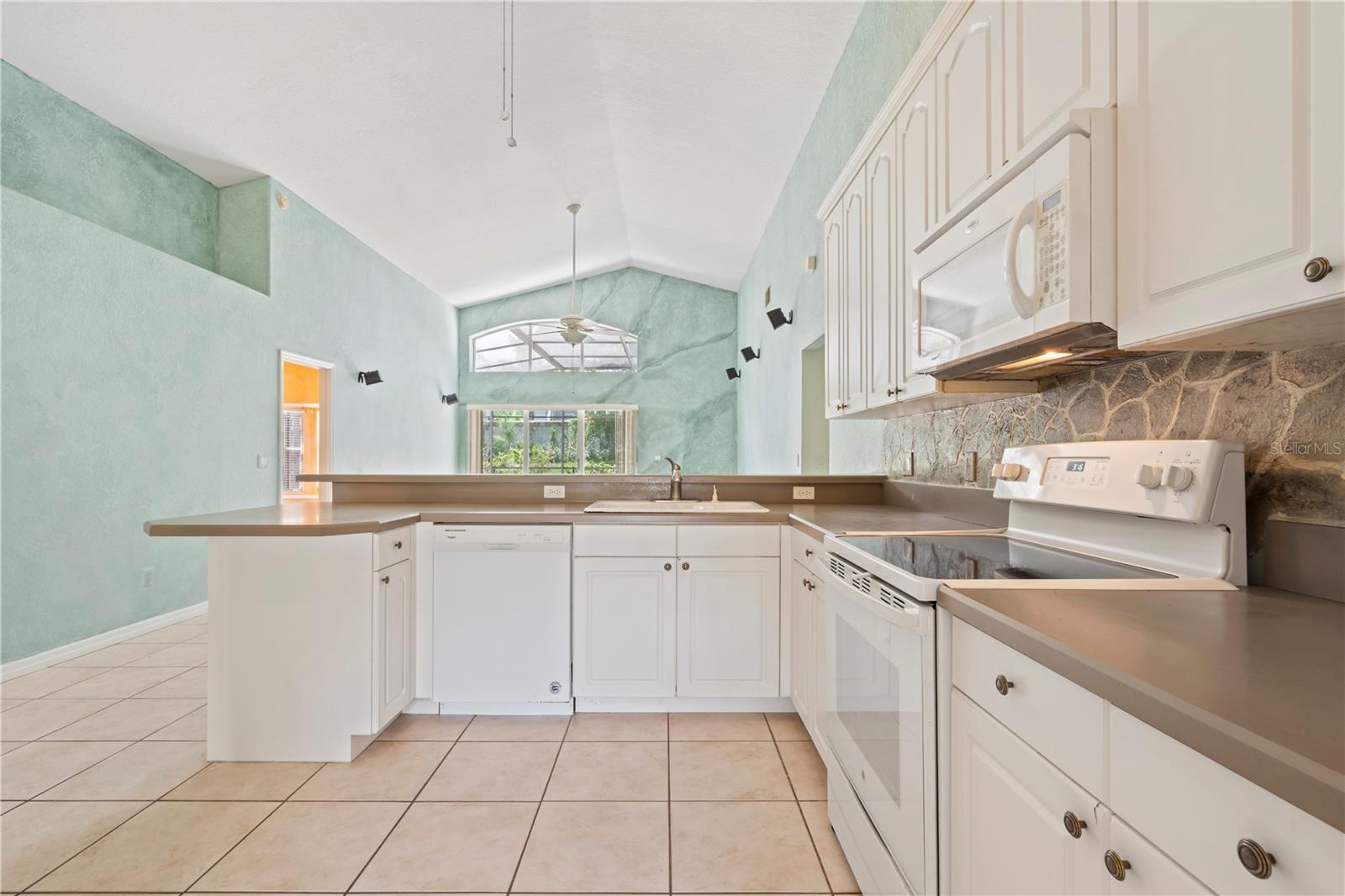 EAGLES LANDING - Residential