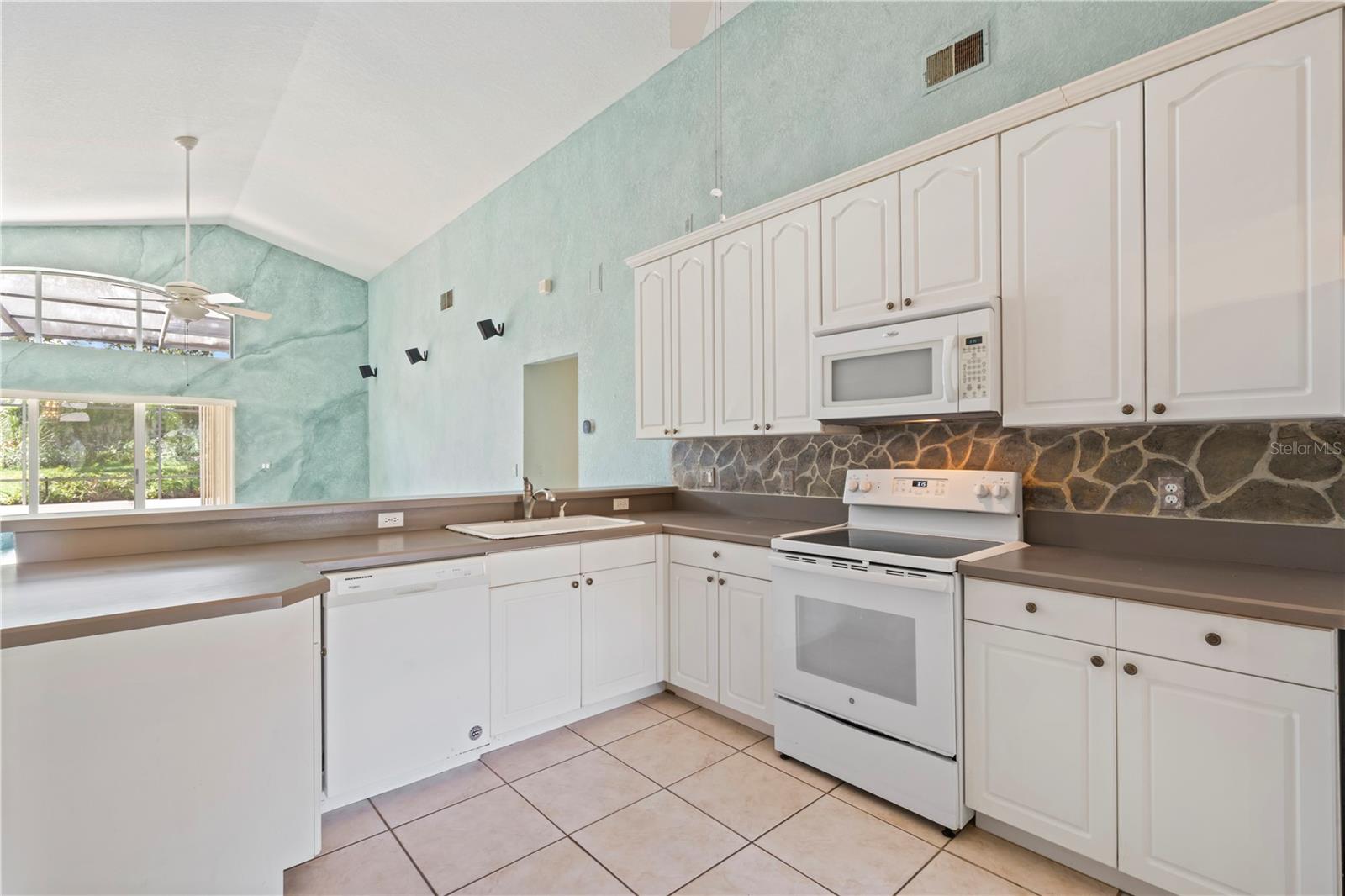 EAGLES LANDING - Residential