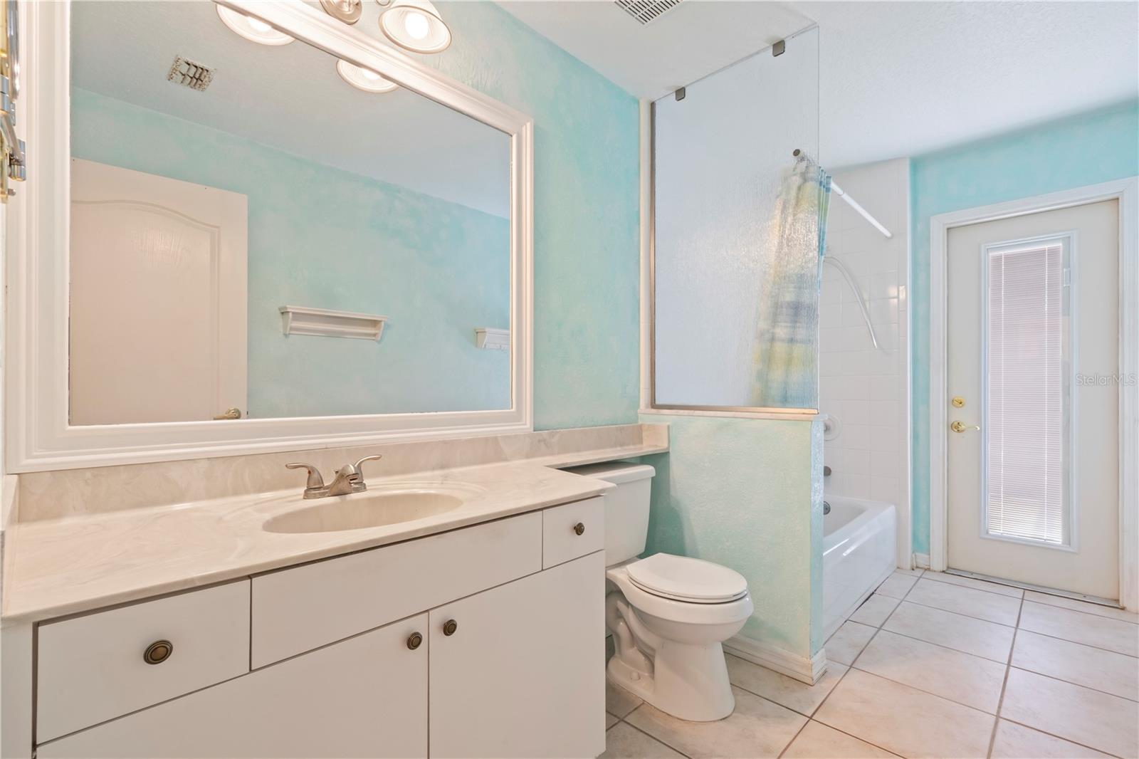 EAGLES LANDING - Residential