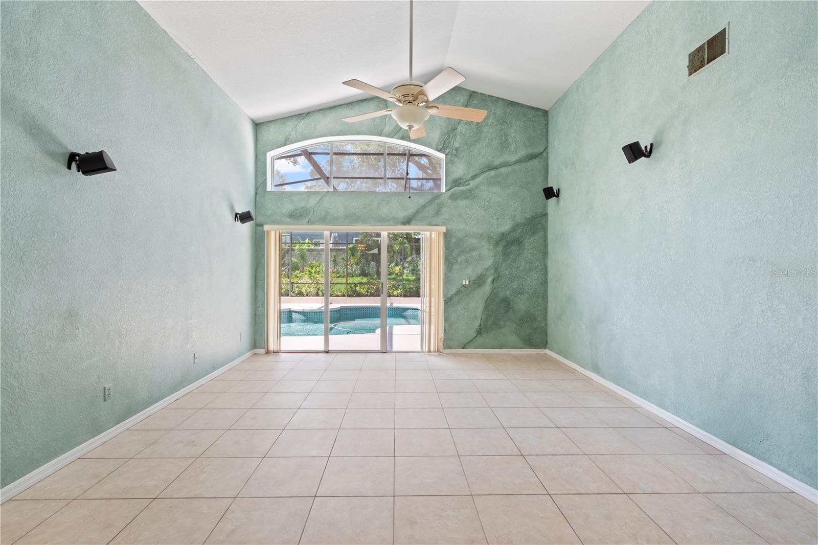 EAGLES LANDING - Residential