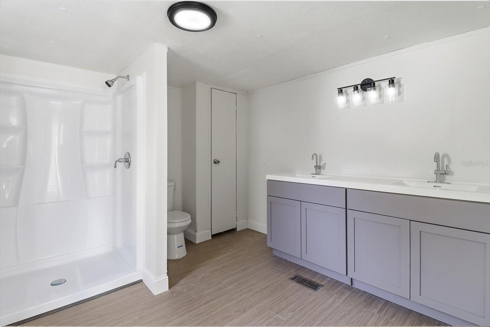 HIGH RIDGE ESTATES - Residential