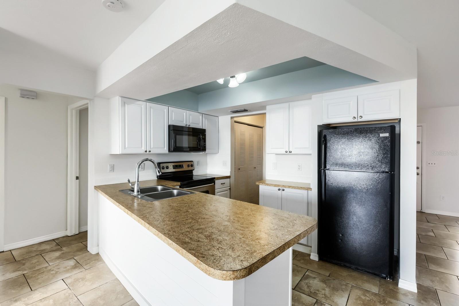 WEST SHORE ESTATES - Residential