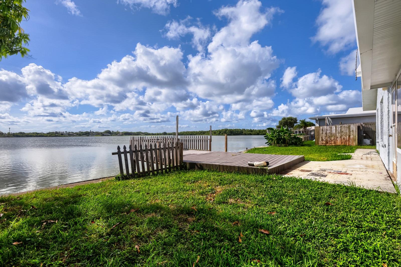 WEST SHORE ESTATES - Residential