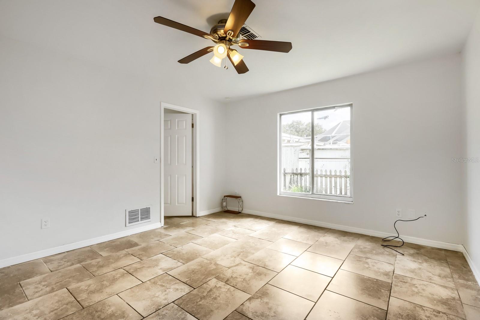 WEST SHORE ESTATES - Residential