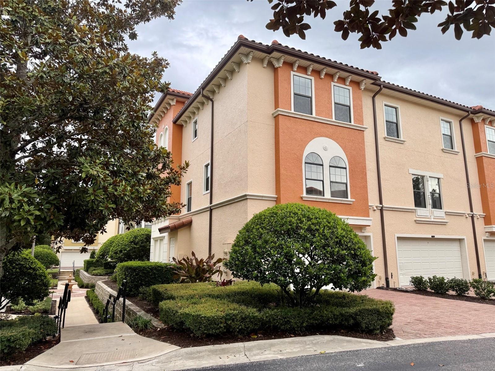 FOUNTAIN PARKE AT LAKE MARY - Residential
