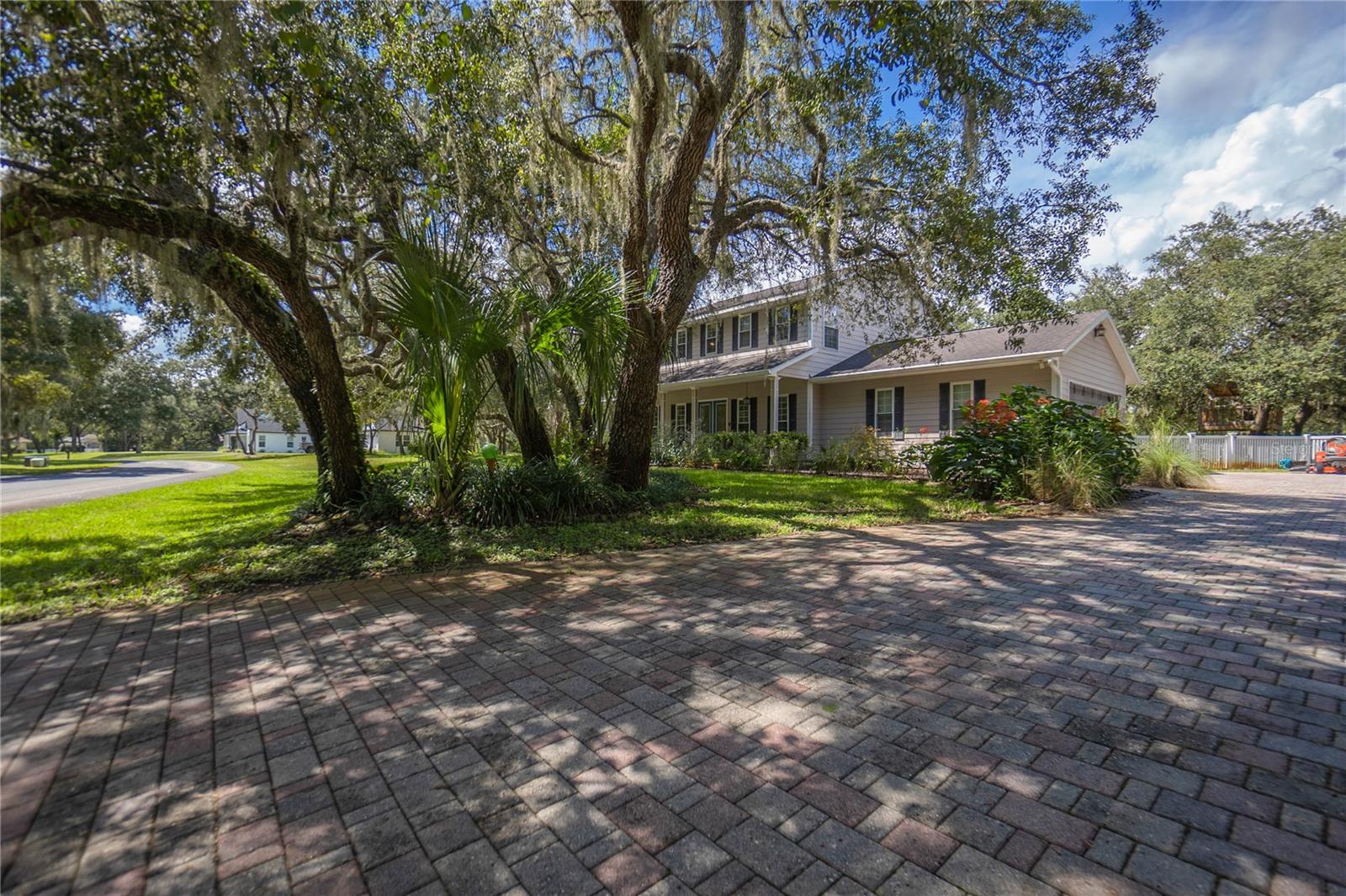 BAY MEADOW AT 7 LAKES - Residential