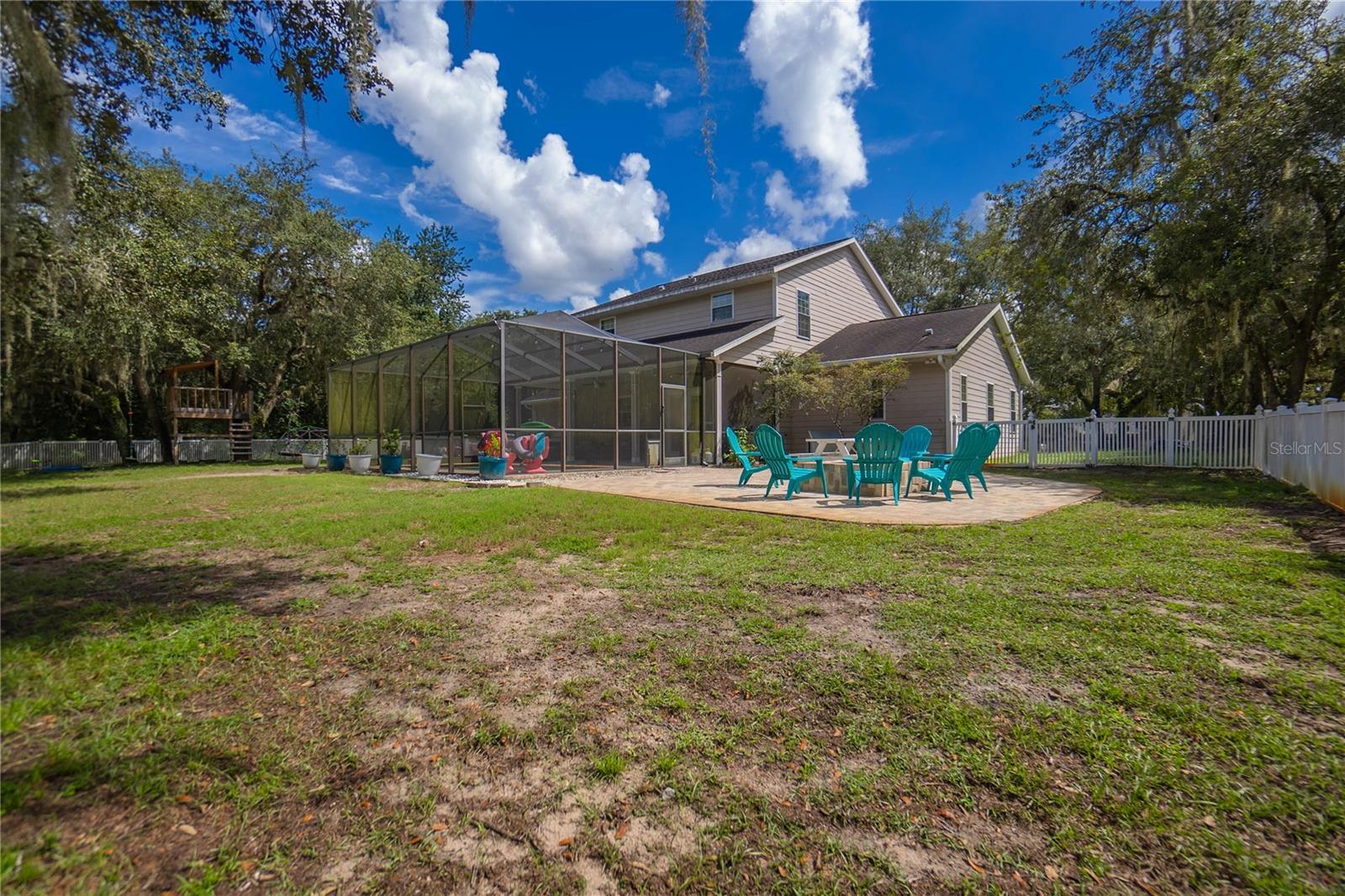 BAY MEADOW AT 7 LAKES - Residential