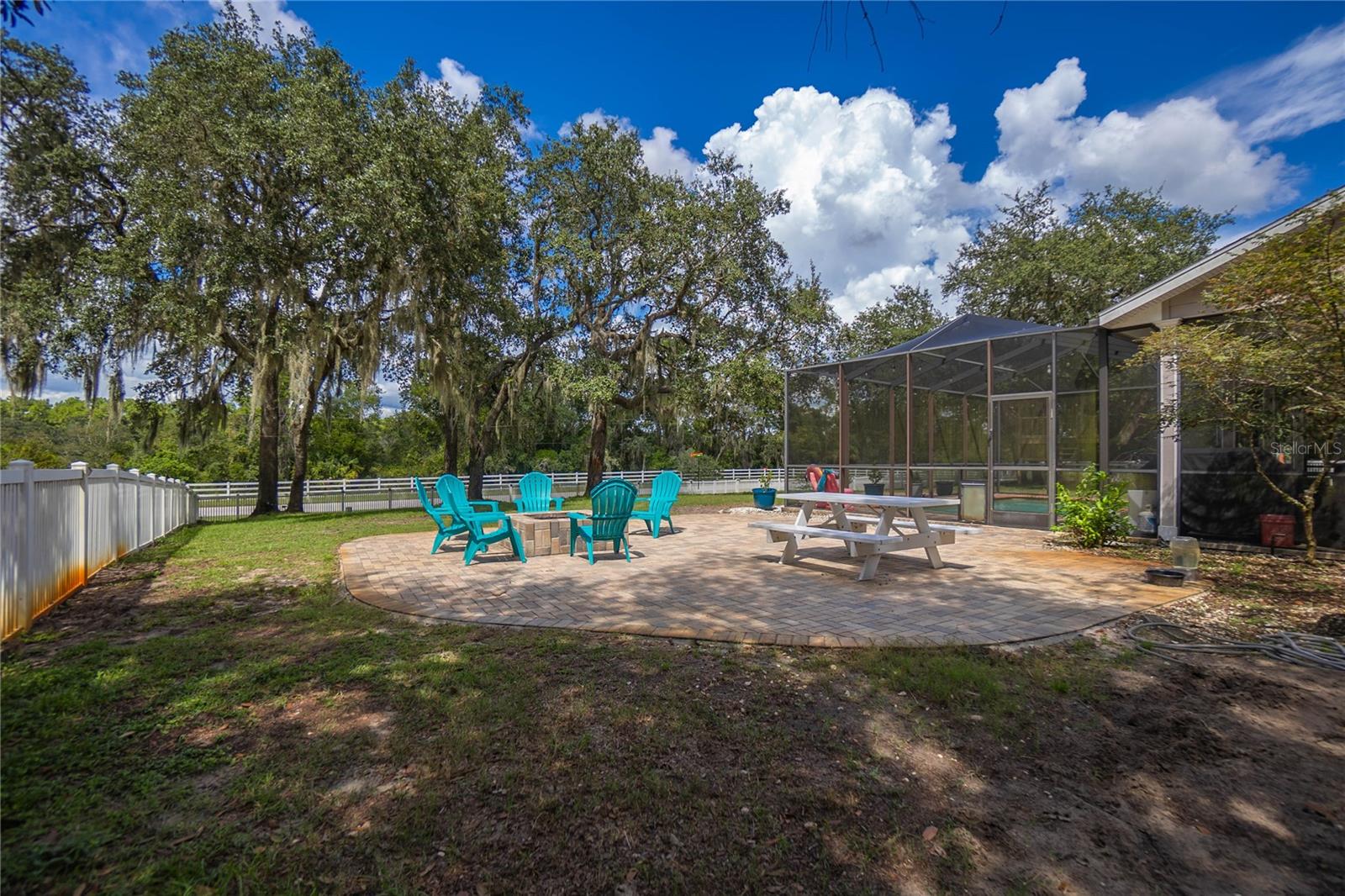 BAY MEADOW AT 7 LAKES - Residential