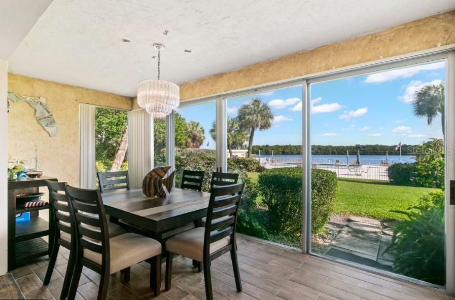 SUTTON PLACE - Residential