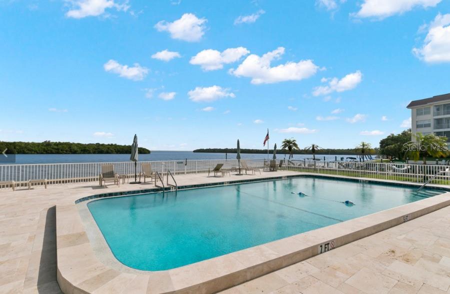 SUTTON PLACE - Residential