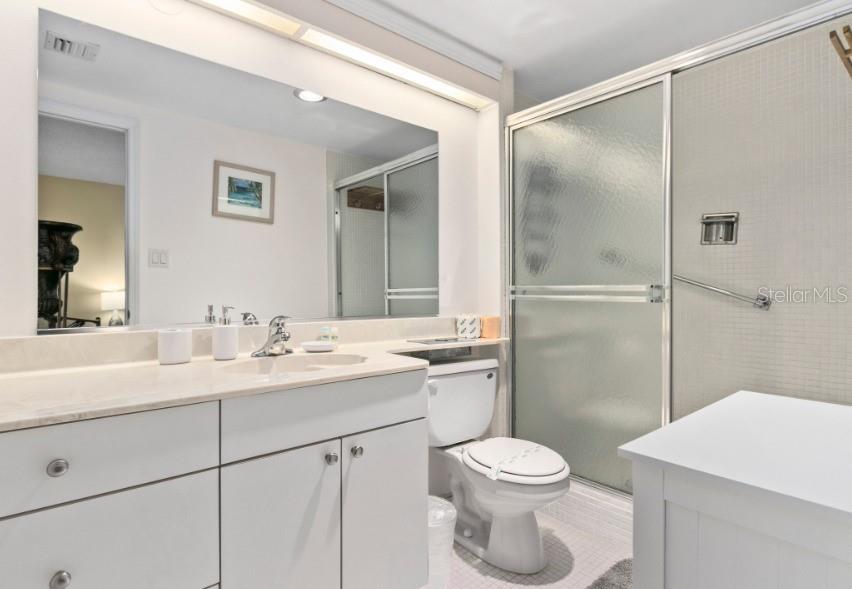 SUTTON PLACE - Residential