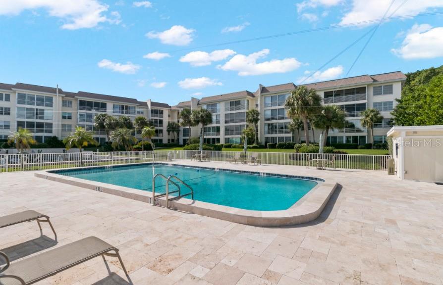 SUTTON PLACE - Residential