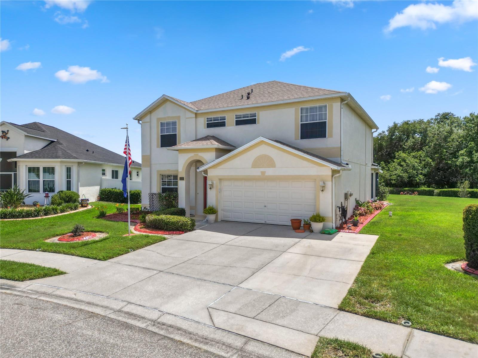 CREEKSIDE - Residential