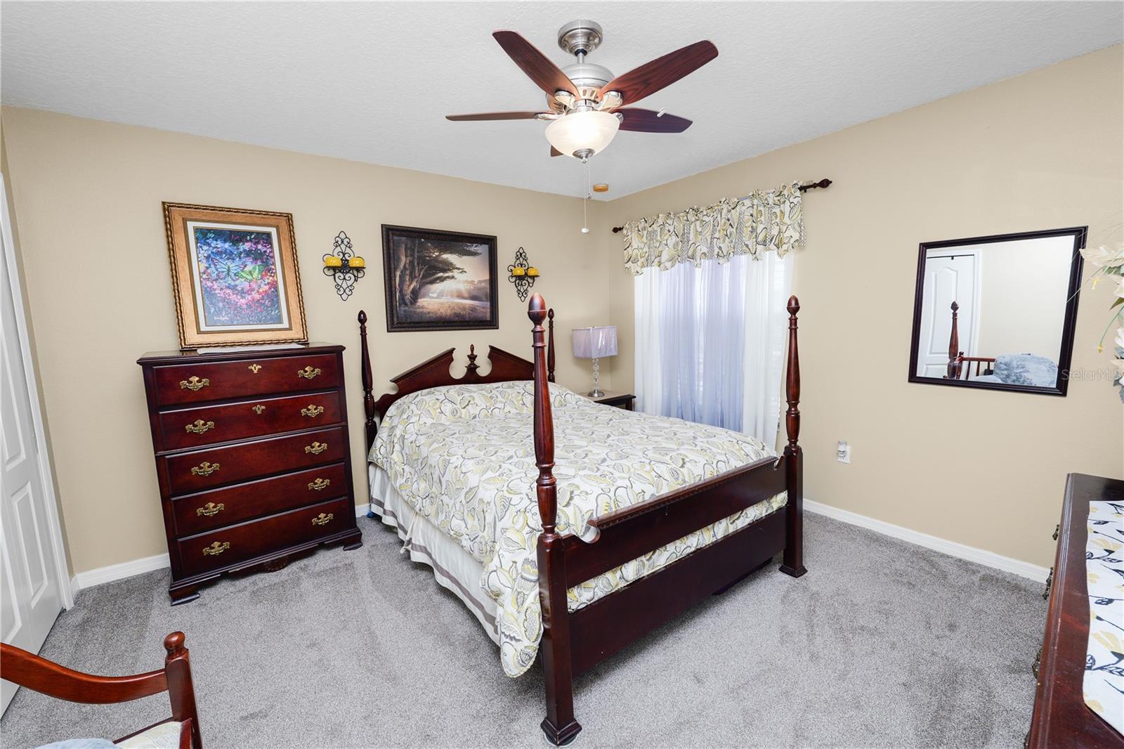 CREEKSIDE - Residential