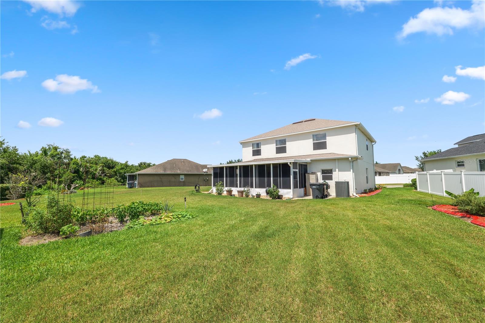 CREEKSIDE - Residential