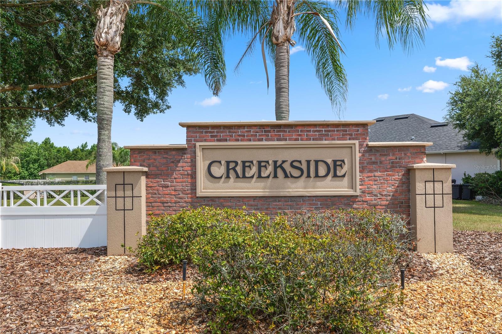 CREEKSIDE - Residential
