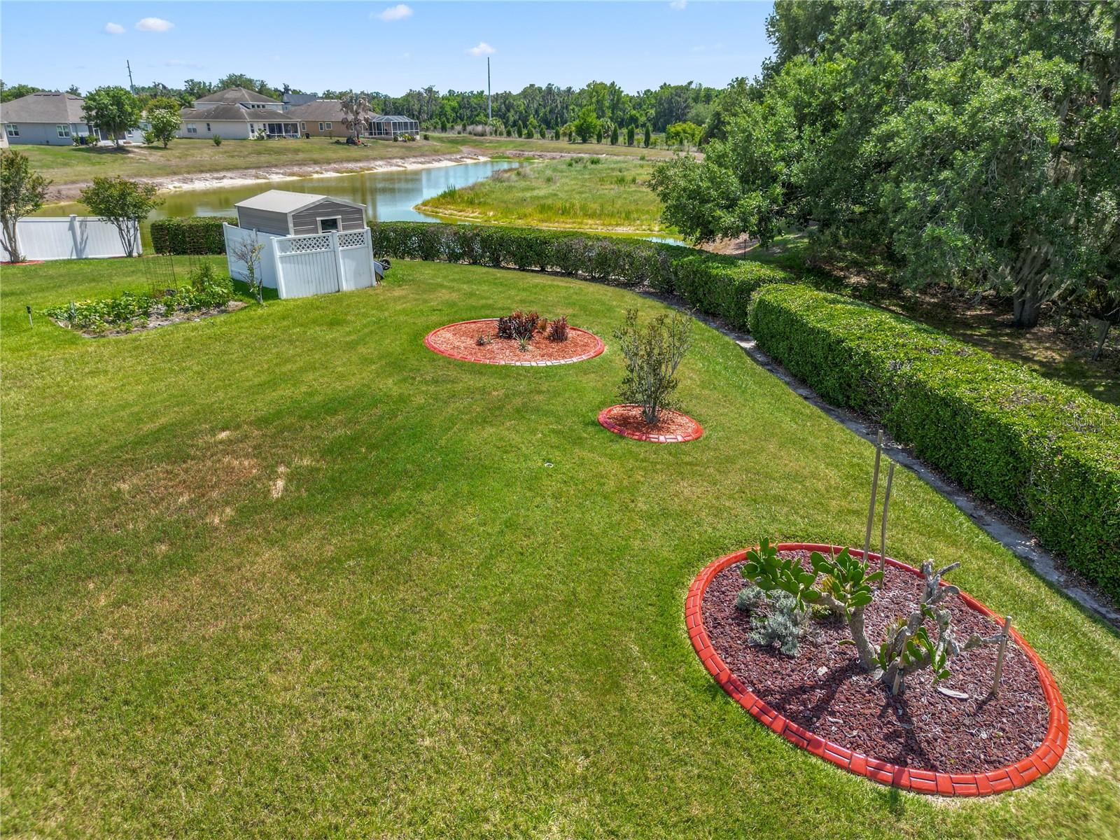CREEKSIDE - Residential