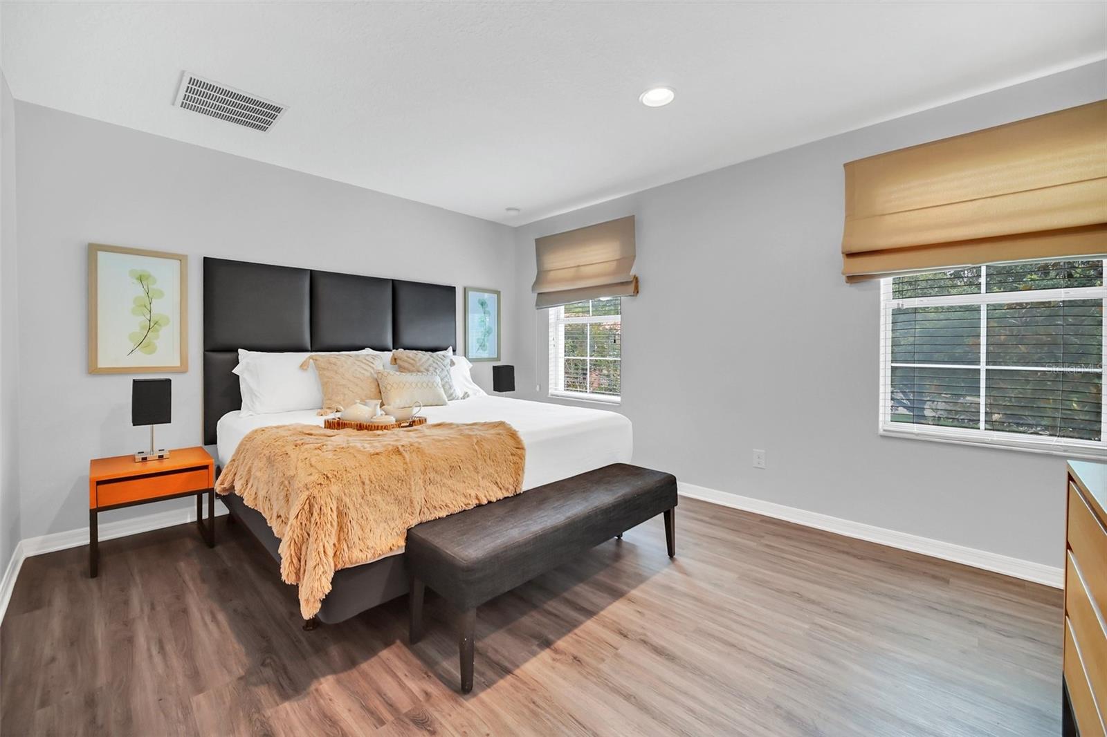 ENCANTADA PH 1 - Residential