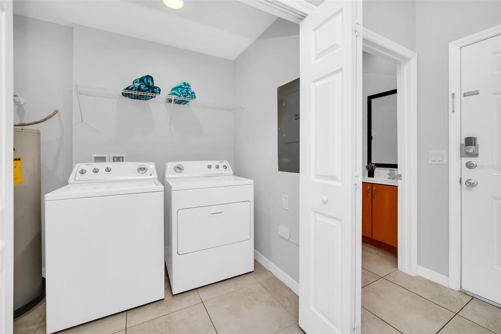 ENCANTADA PH 1 - Residential