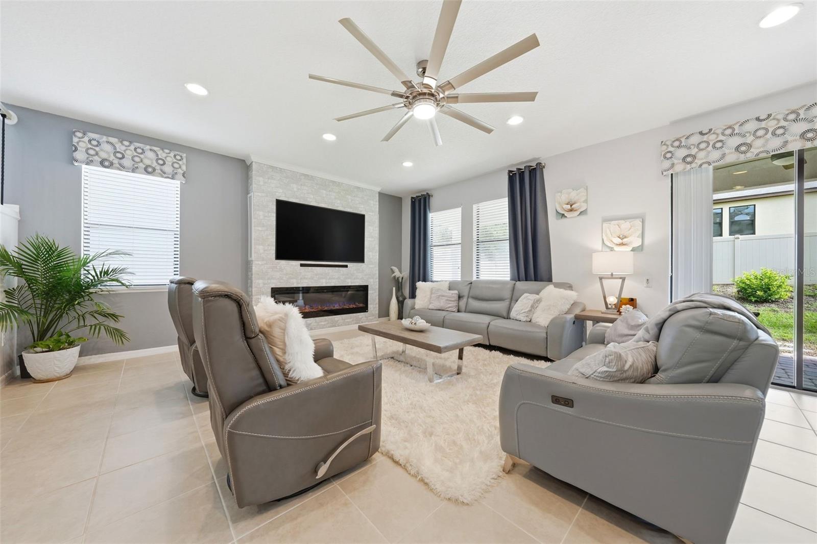 CYPRESS OAKS PHASE 1 - Residential