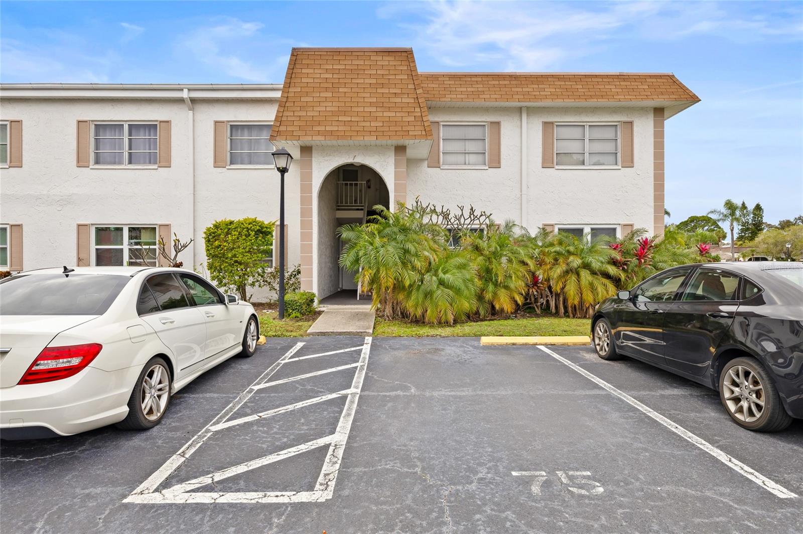 TRADEWINDS CONDO - Residential Lease