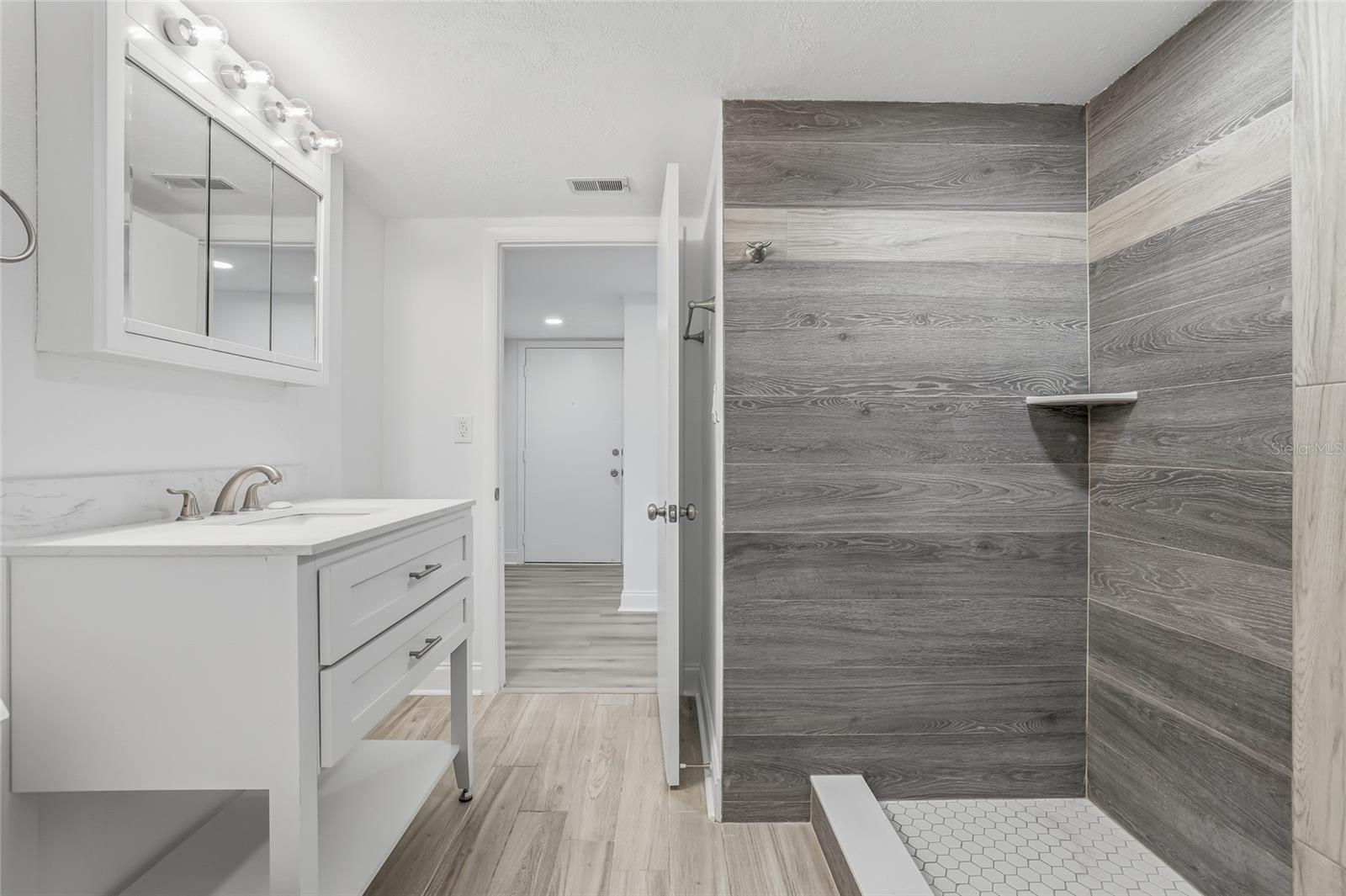 TRADEWINDS CONDO - Residential Lease
