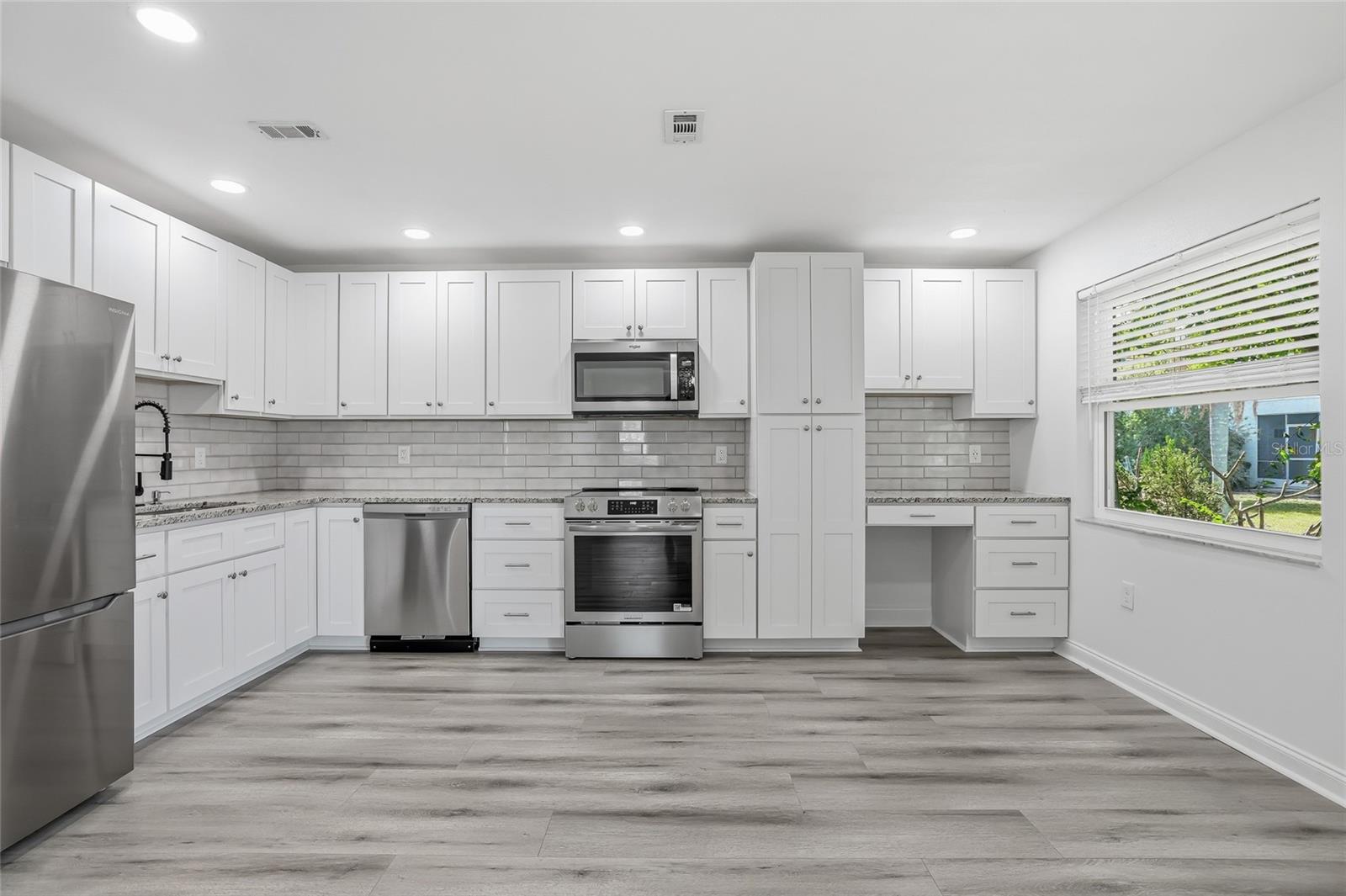 TRADEWINDS CONDO - Residential Lease