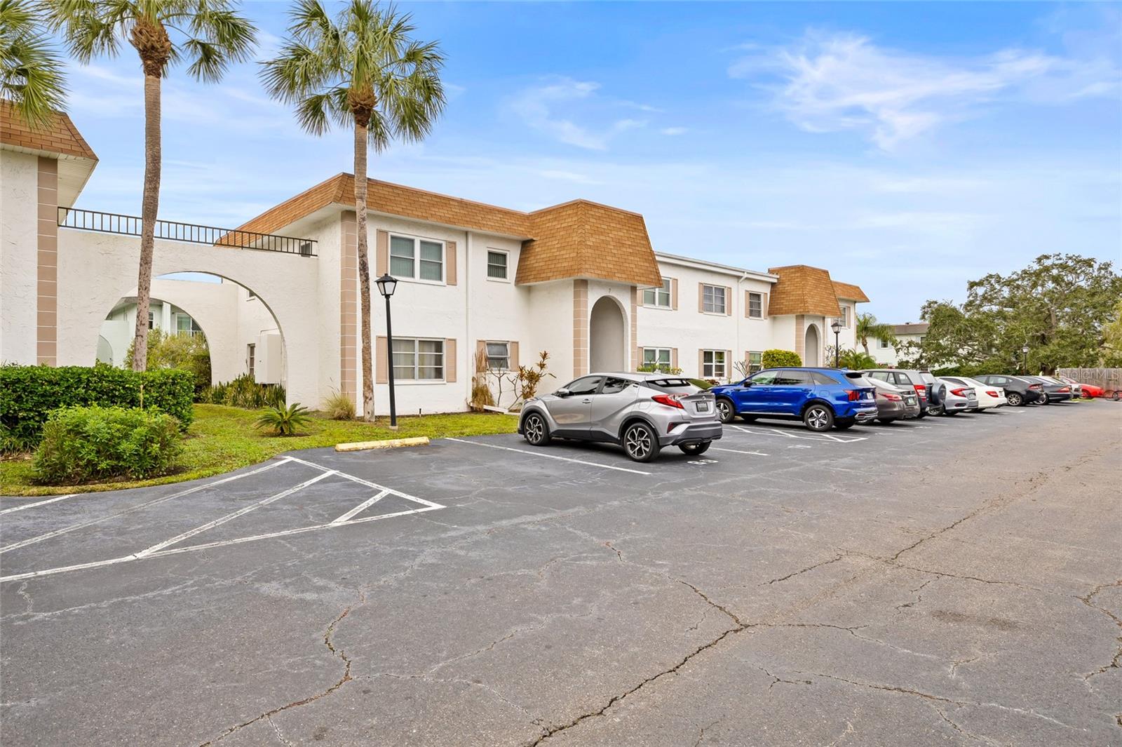 TRADEWINDS CONDO - Residential Lease