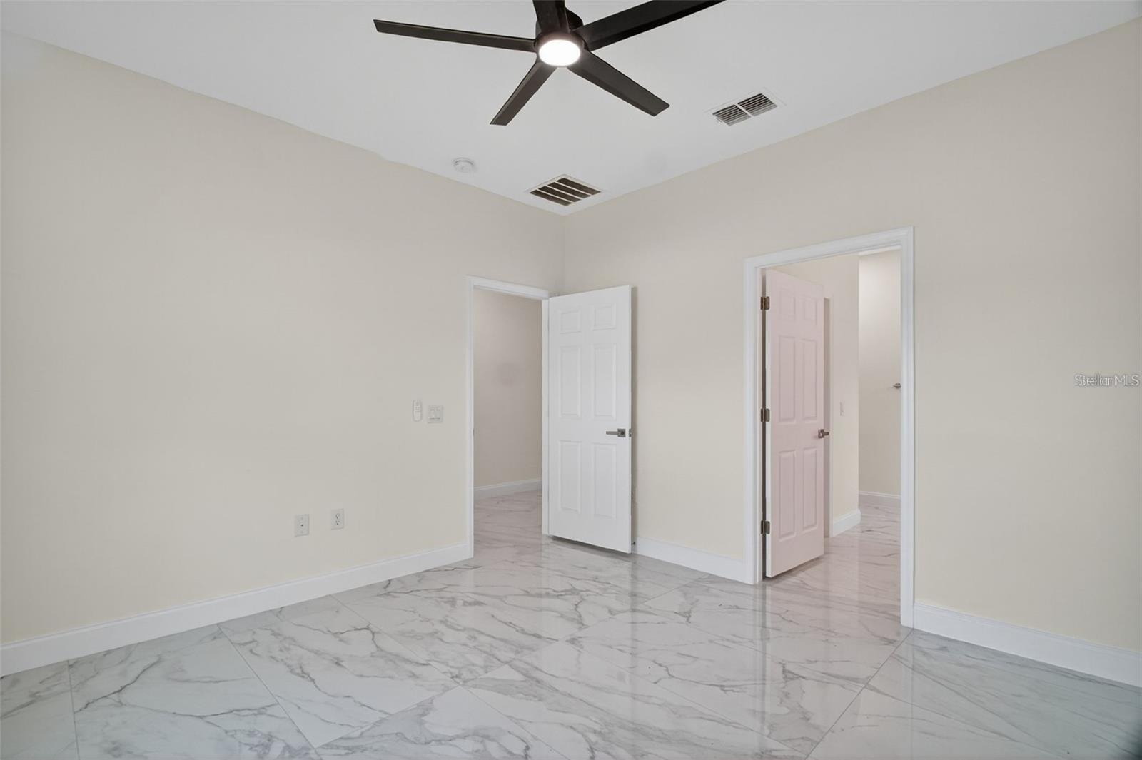 TWIN LAKES ESTATES, PHASE III - Residential
