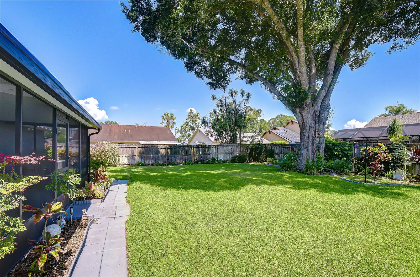 FAWN RIDGE VILLAGE D UN 2 - Residential