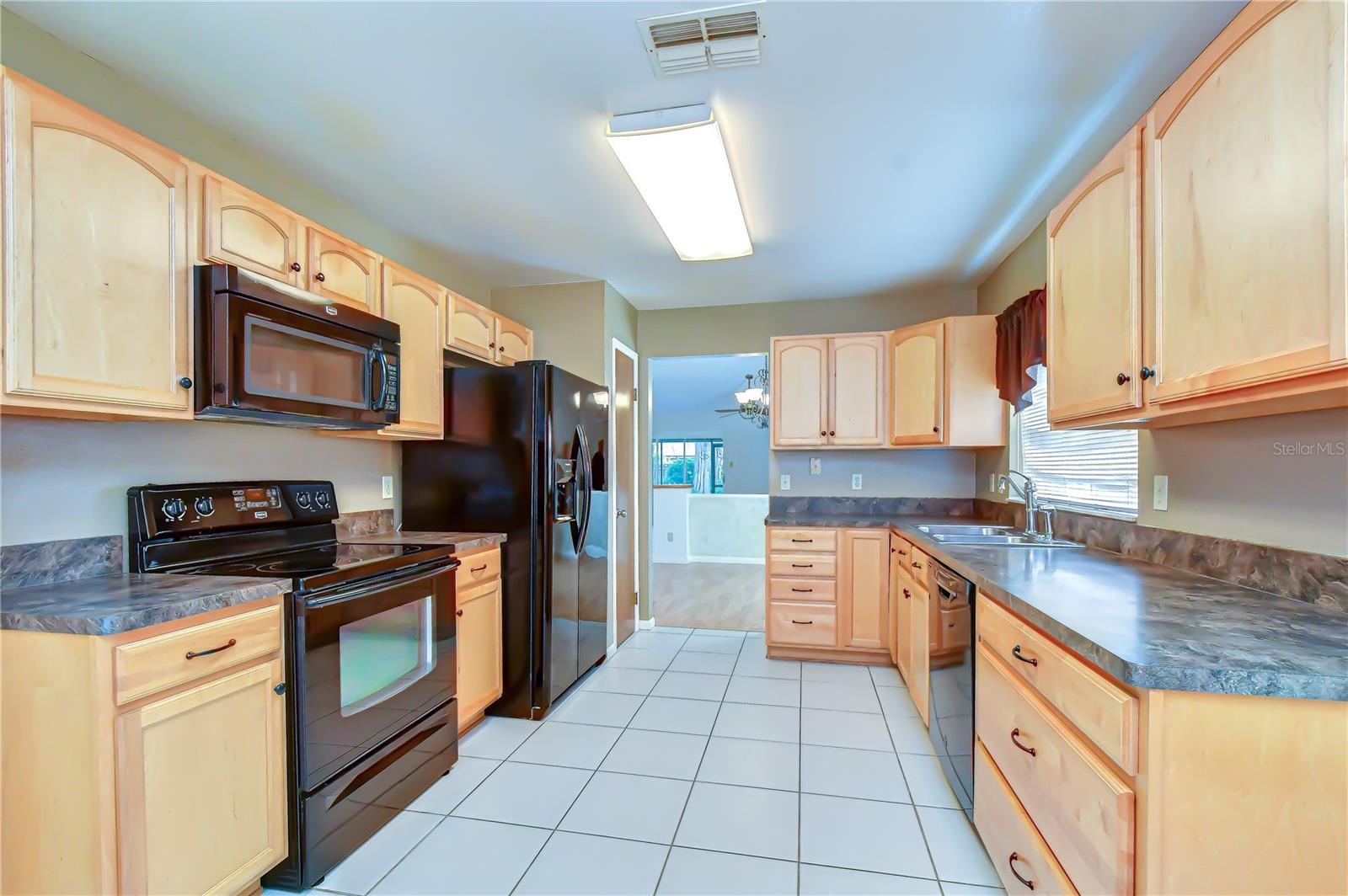 FAWN RIDGE VILLAGE D UN 2 - Residential