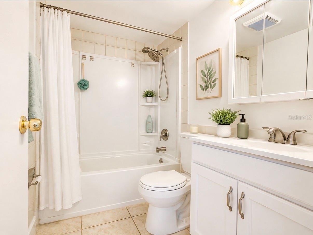 WINTER PARK WOODS CONDO - Residential Lease