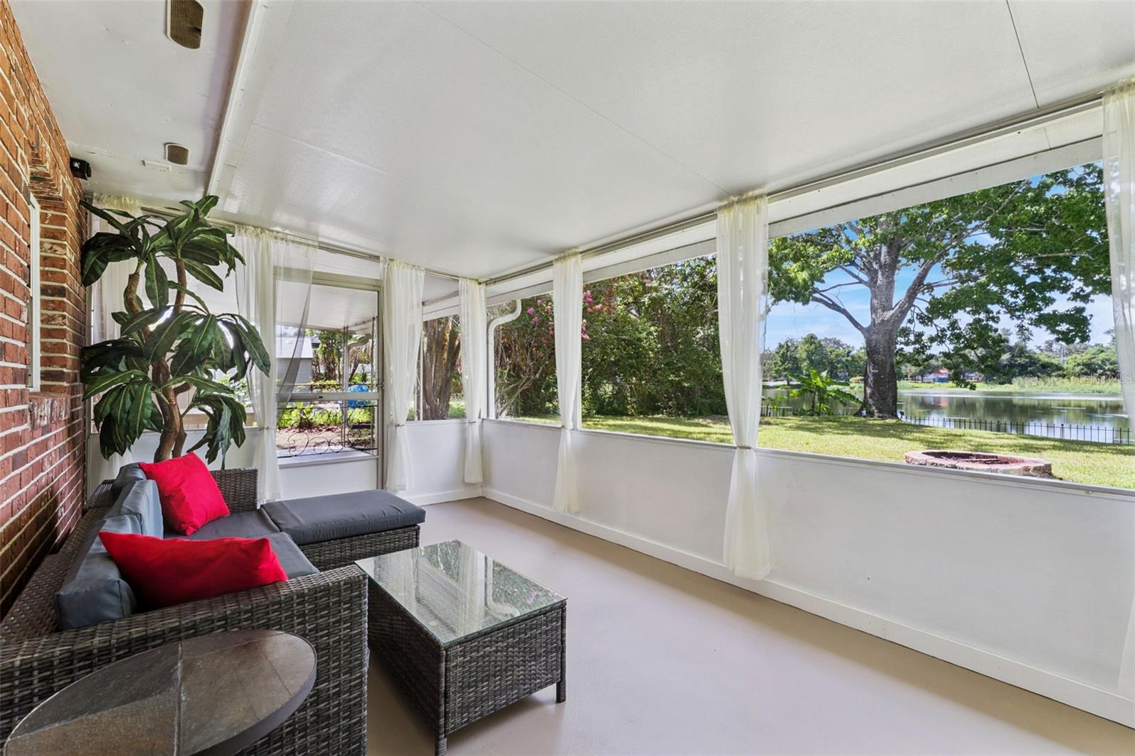 MALTBIE SHORES - Residential