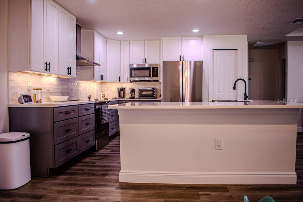 SPRING HILL - Residential