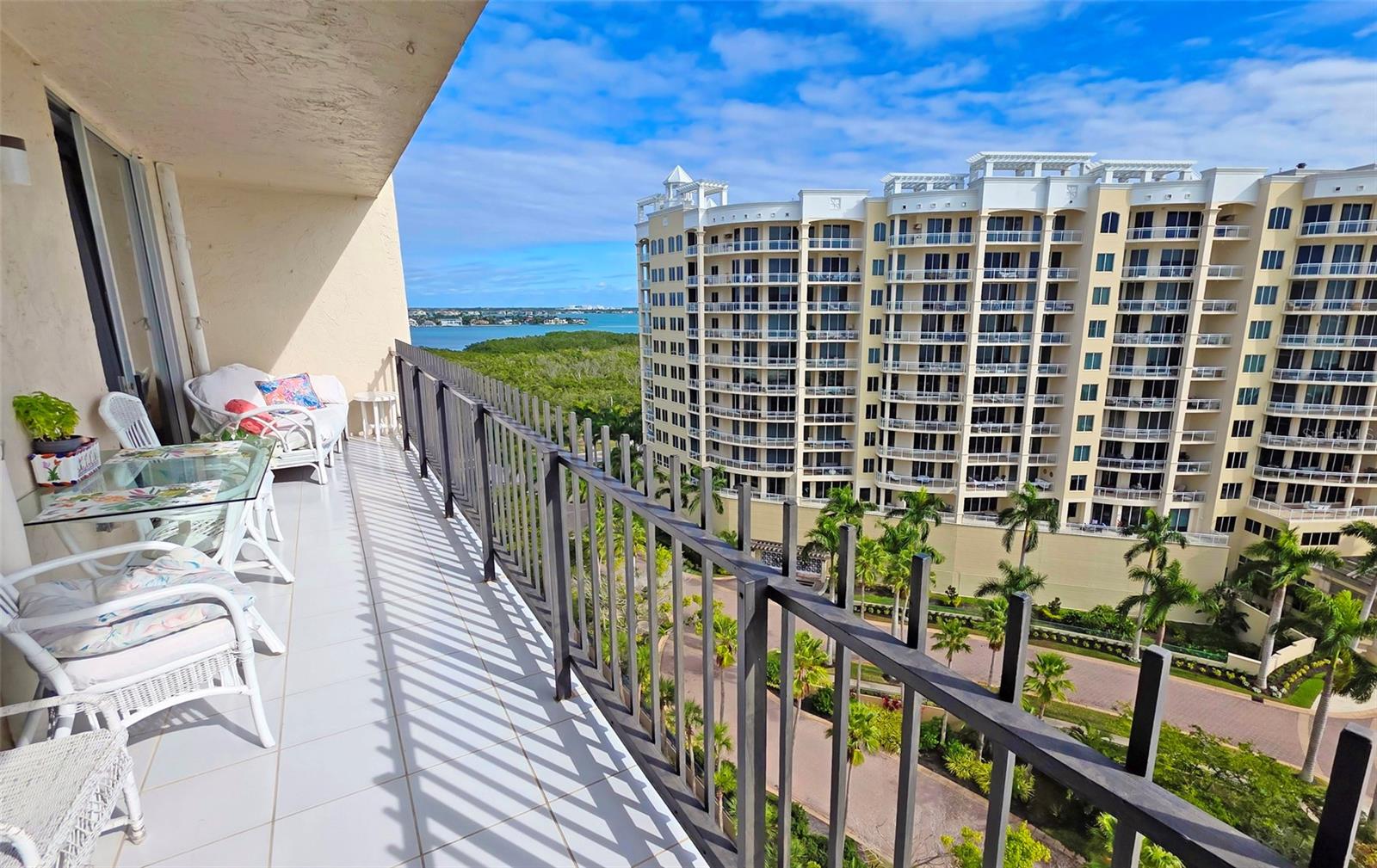 LIDO BEACH CLUB - Residential