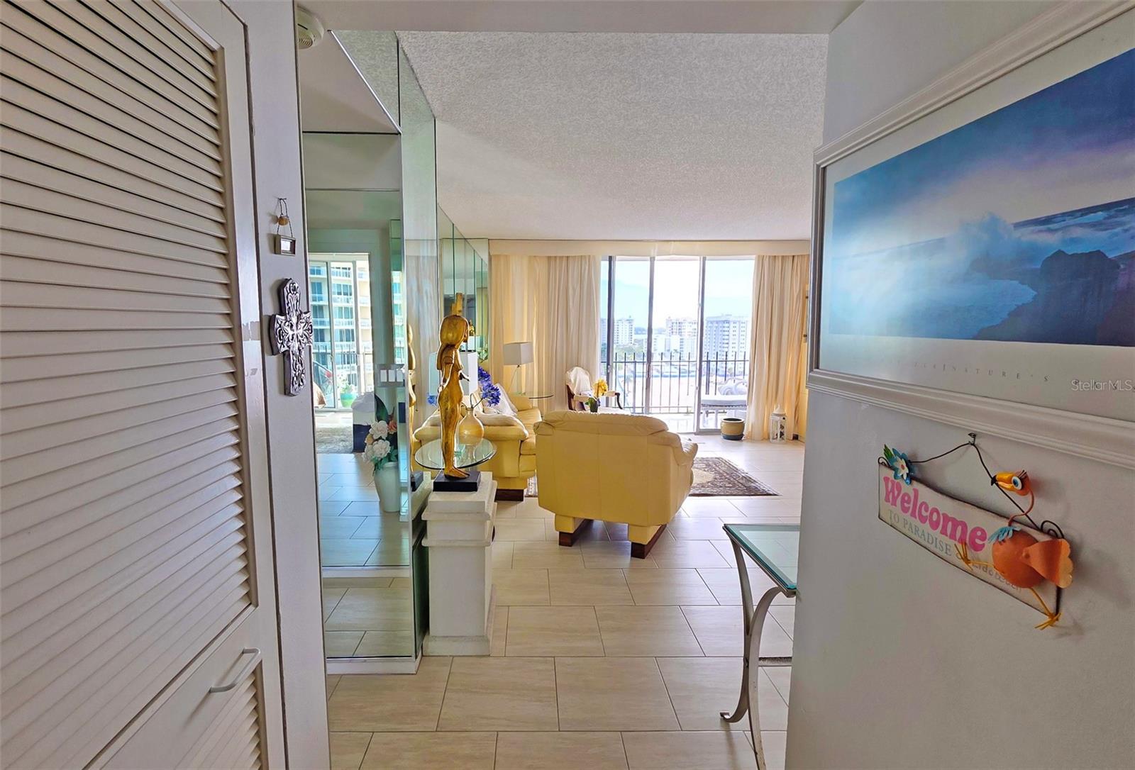 LIDO BEACH CLUB - Residential