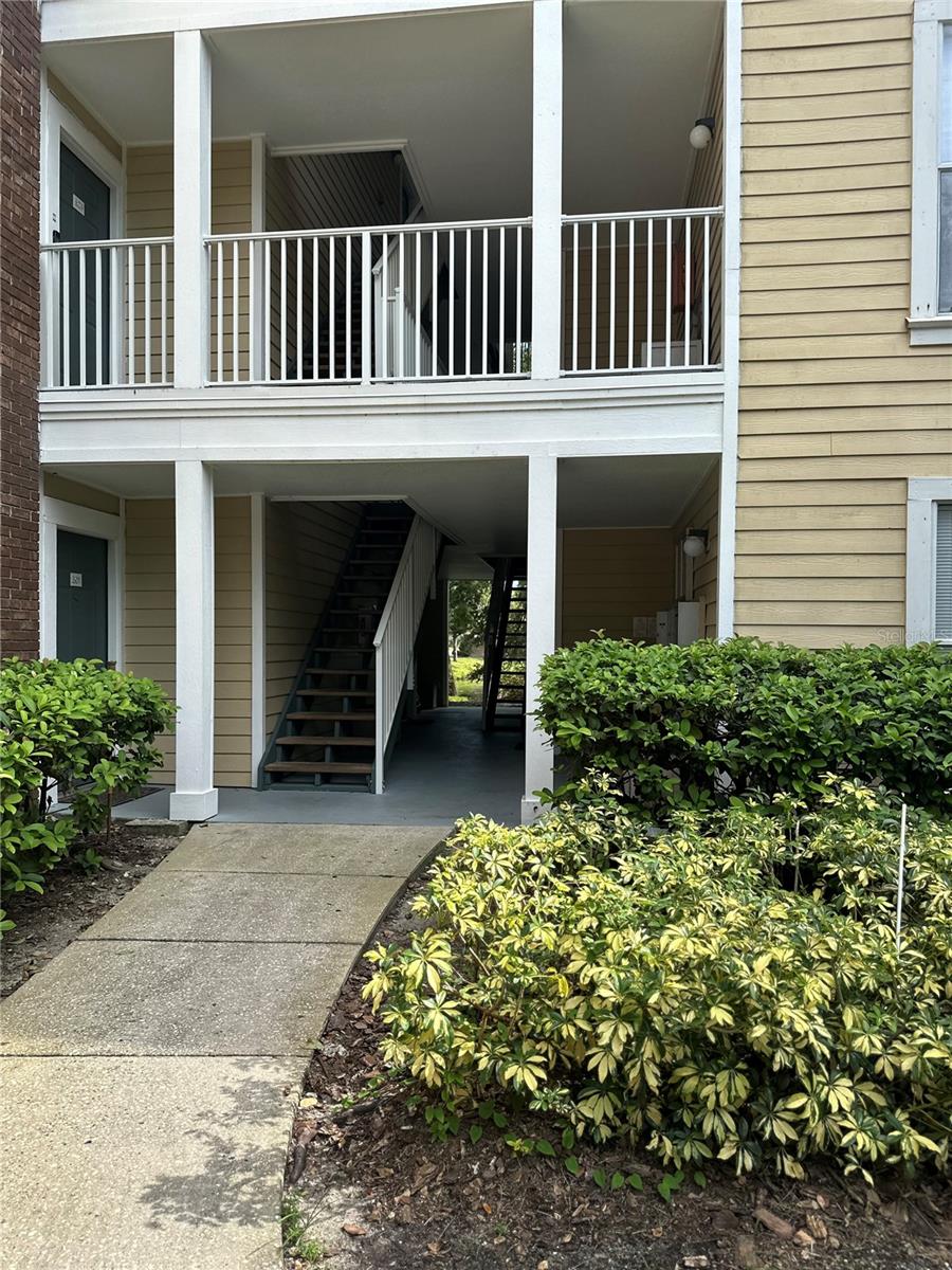 THE LANDINGS OF TAMPA A CONDOM - Residential