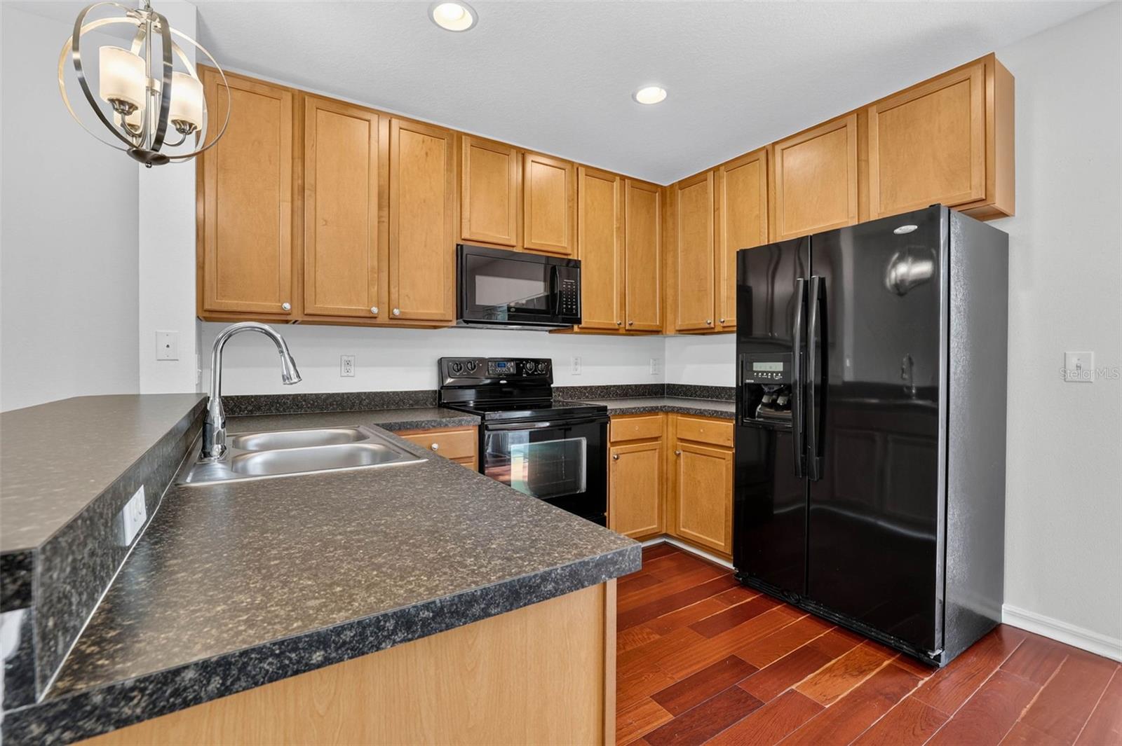 SAWGRASS VILLAGE - Residential