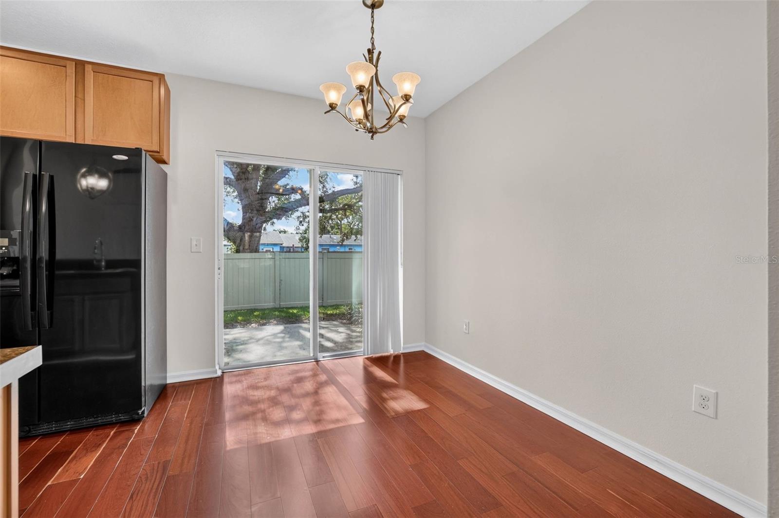 SAWGRASS VILLAGE - Residential