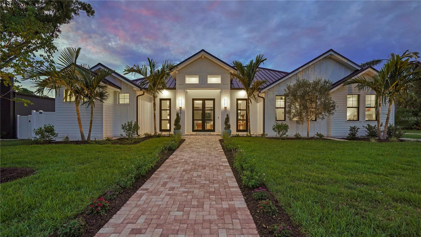 HARTLAND PARK - Residential