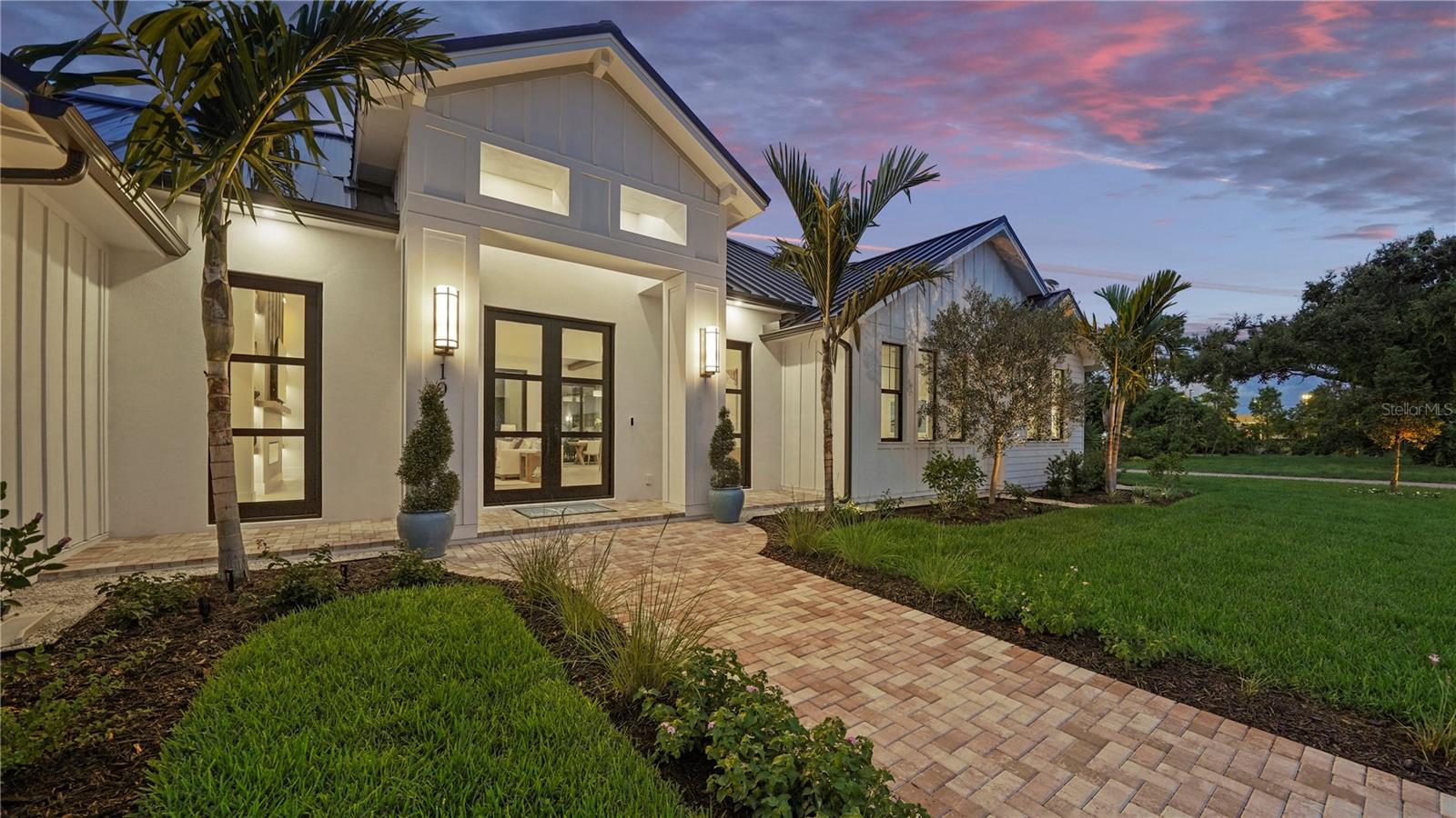 HARTLAND PARK - Residential