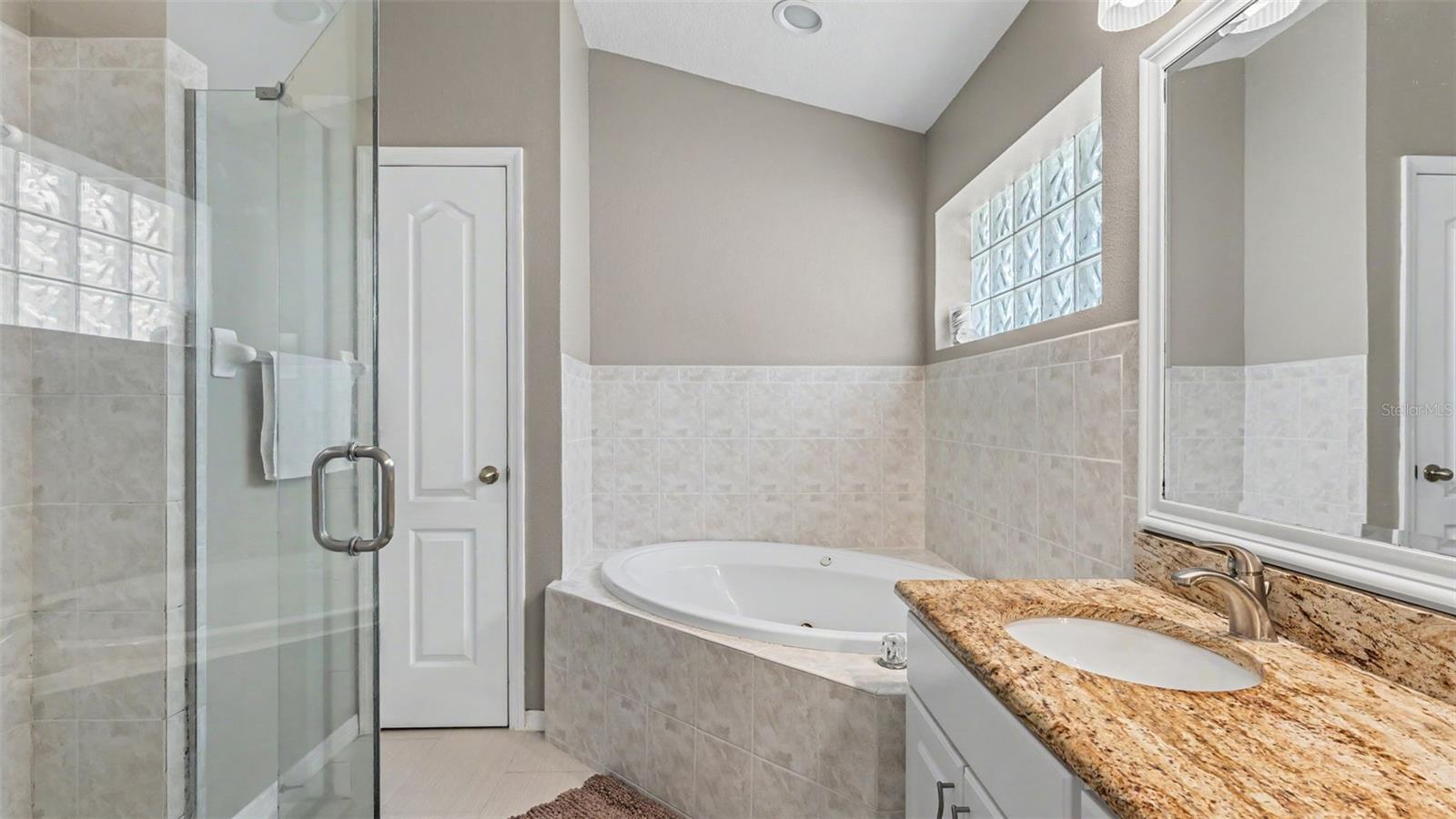 KINGSWAY OAKS UNIT 2 - Residential