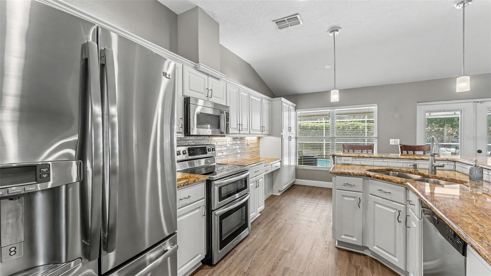 KINGSWAY OAKS UNIT 2 - Residential