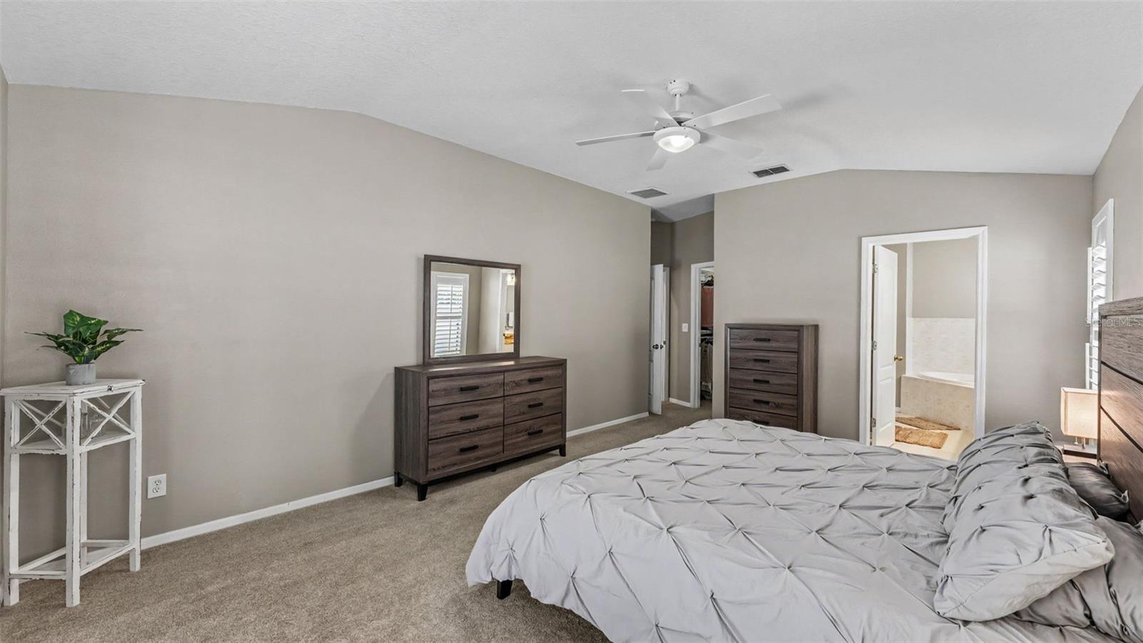 KINGSWAY OAKS UNIT 2 - Residential