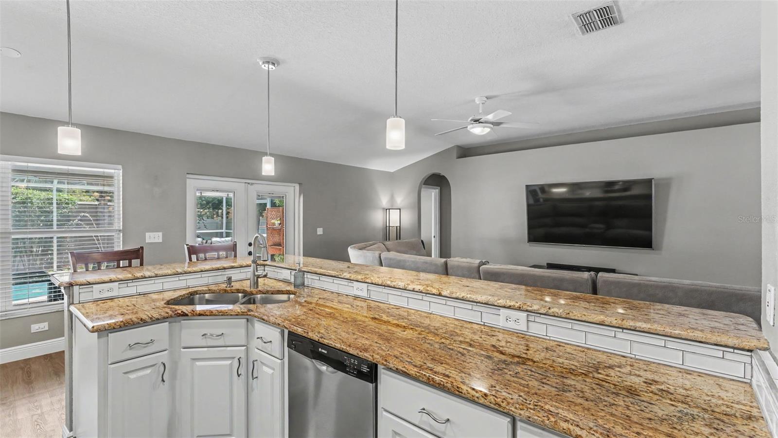 KINGSWAY OAKS UNIT 2 - Residential