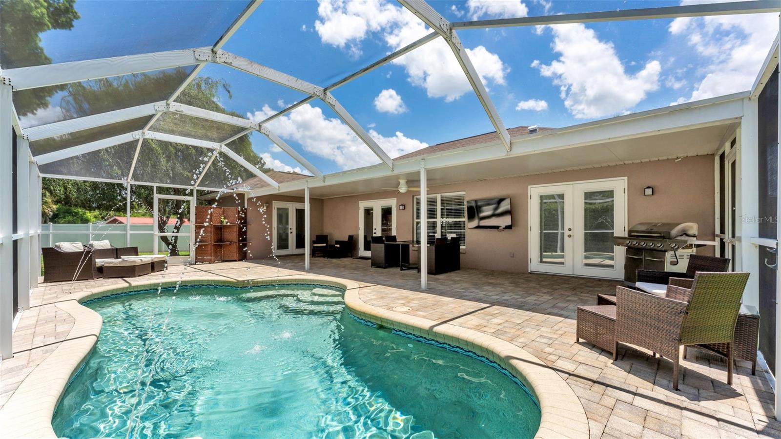 KINGSWAY OAKS UNIT 2 - Residential